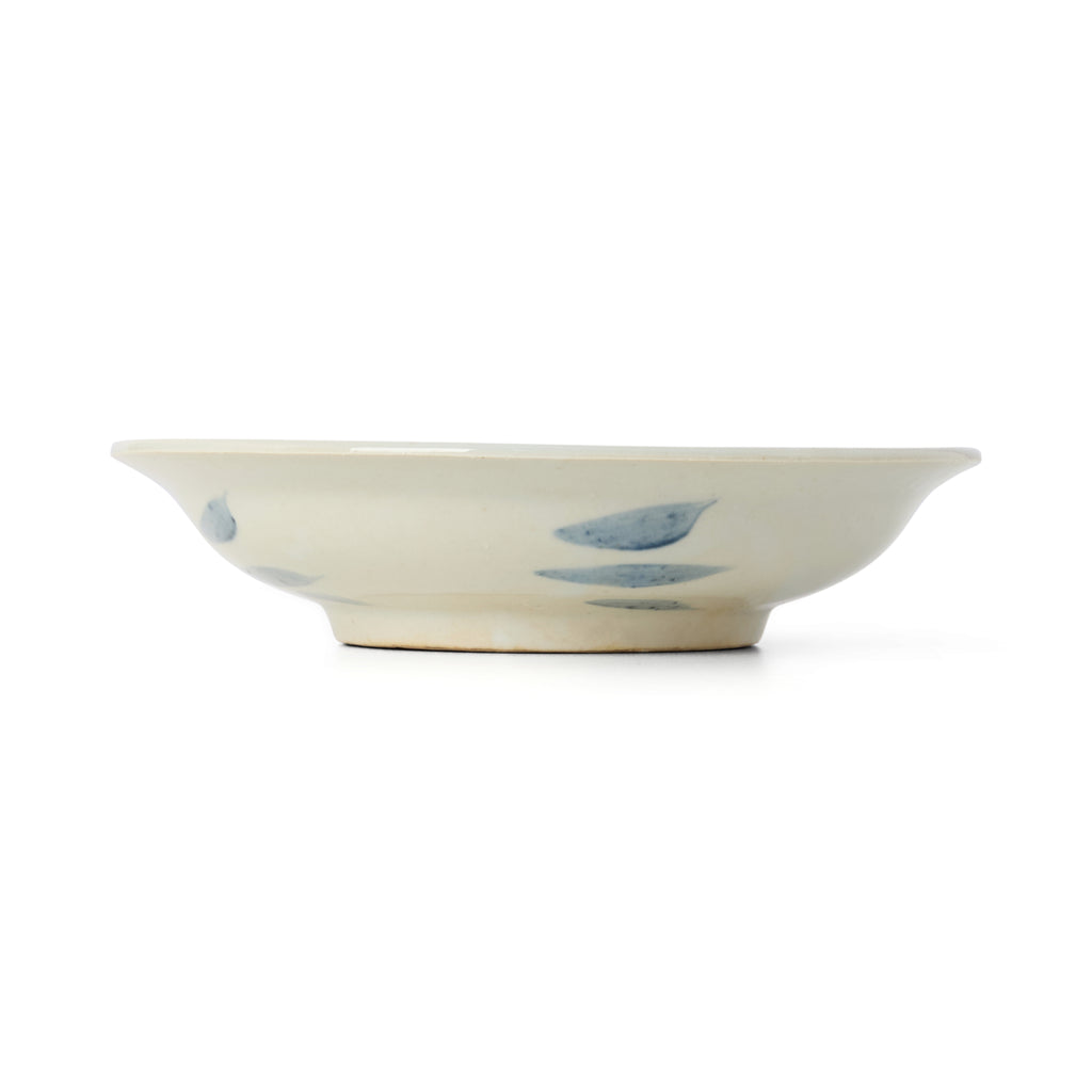 Porcelain Chinoiserie Lily Motif Plate