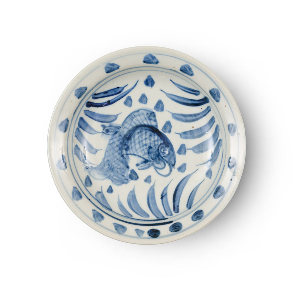 Porcelain Chinoiserie Fish Motif Plate